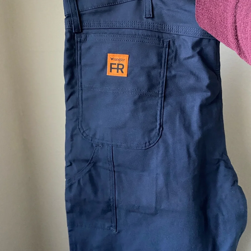 WRANGLER FR FLAME-RESISTANT RIGGS CARPENTER PANT, NEW